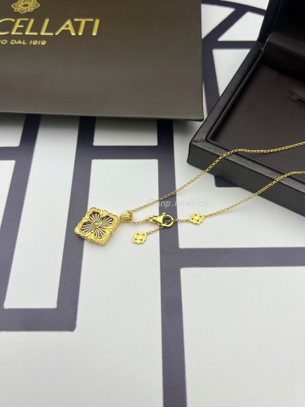 Buccellati Clover Jade Marrow Necklace (5) - www.newkick.vip